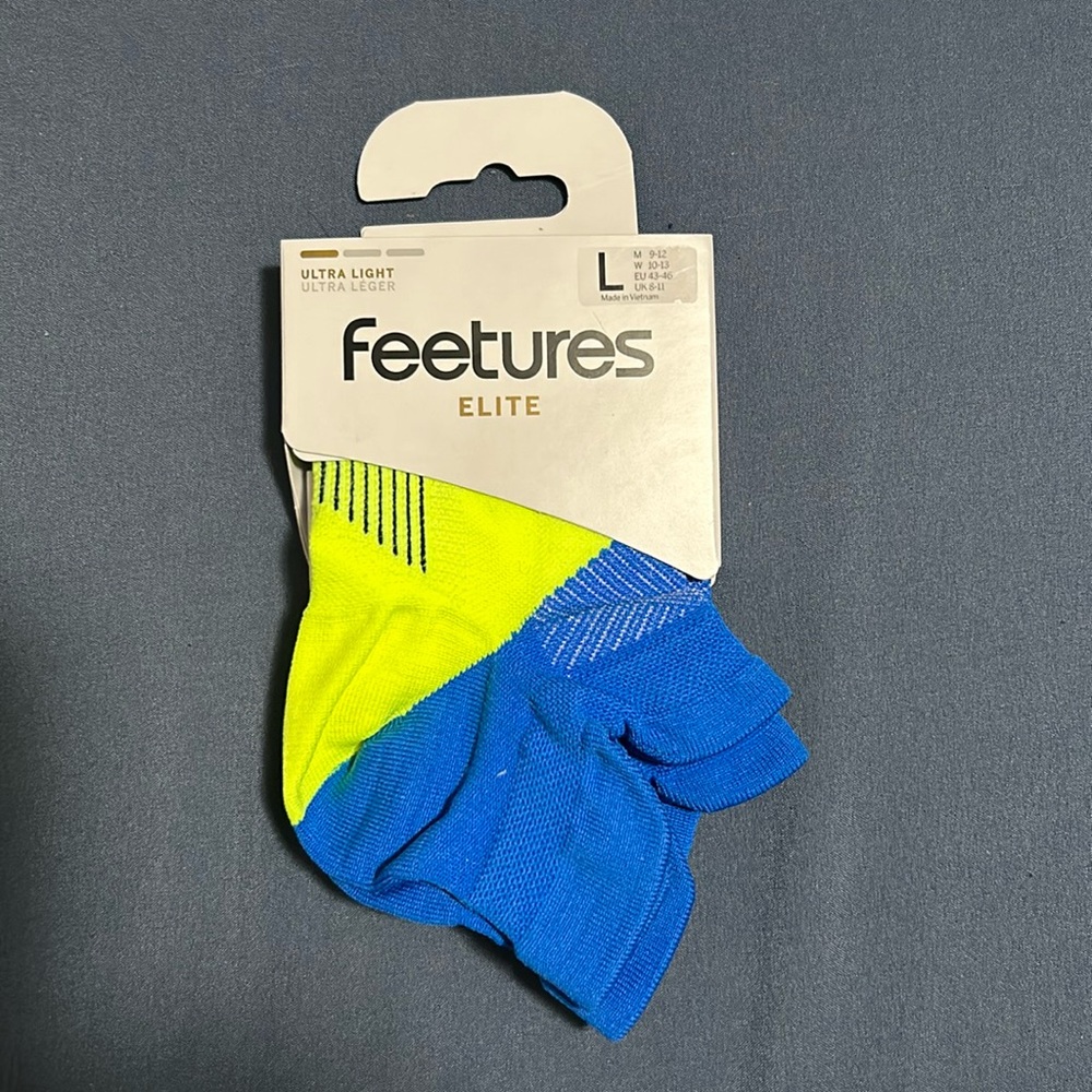 Feetures Elite Ultra Light No Show Tab socks.  Size-large